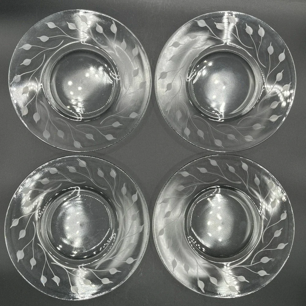 Vtg Etched Glass Salad Dessert Luncheon Plates Set of 8 Leaf Vine Clear 8